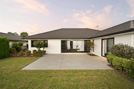 Photo of property in 5 Briar Rose Court, Huntington, Hamilton, 3210