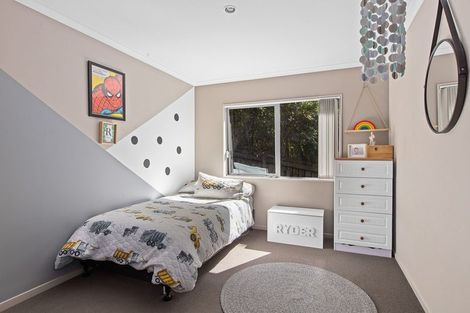 Photo of property in 57a Gledstane Road, Stanmore Bay, Whangaparaoa, 0932