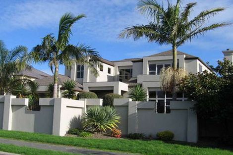 Photo of property in 25 Haven Crest, Somerville, Auckland, 2014