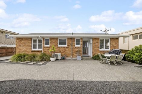 Photo of property in 129b Marine Parade, Mount Maunganui, 3116
