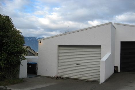 Photo of property in 5b Von Place, Fernhill, Queenstown, 9300