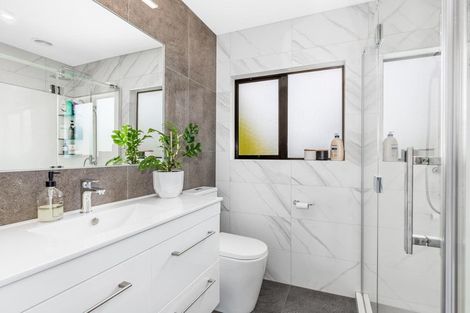 Photo of property in 76 Gordon Road, Plimmerton, Porirua, 5026