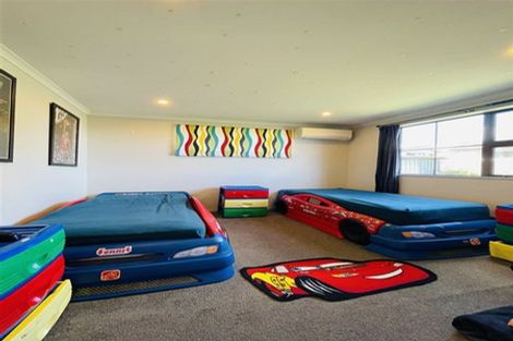 Photo of property in 29 Saint Maroun Rise, The Gardens, Auckland, 2105