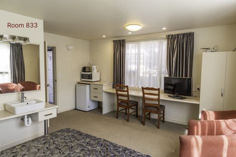 Photo of property in 57 Duke Street, North Dunedin, Dunedin, 9016