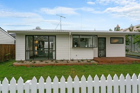 Photo of property in 44a Queen Street, Cambridge, 3434