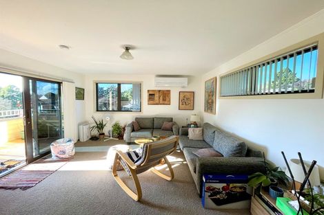 Photo of property in 14 Panzic Place, Glen Eden, Auckland, 0602