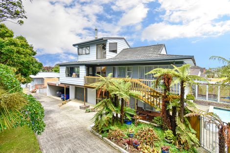 Photo of property in 6 Mcinnes Road, Weymouth, Auckland, 2103