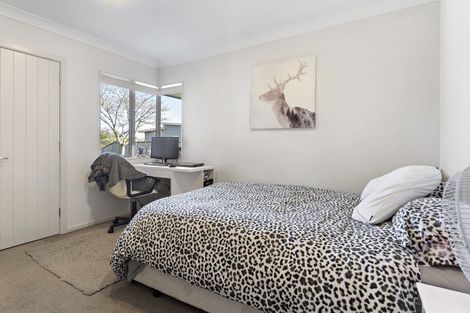 Photo of property in 24 Charles Street, Carterton, 5713