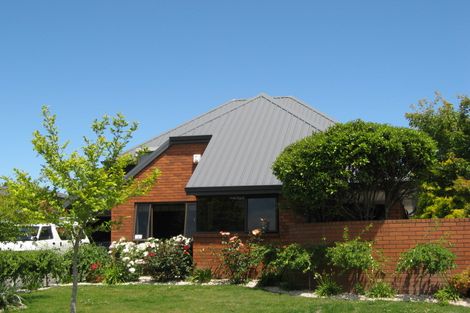 Photo of property in 6 Wardour Mews Avonhead Christchurch City