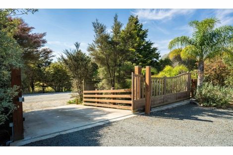 Photo of property in 235 Devich Road, Mangawhai, Kaiwaka, 0573