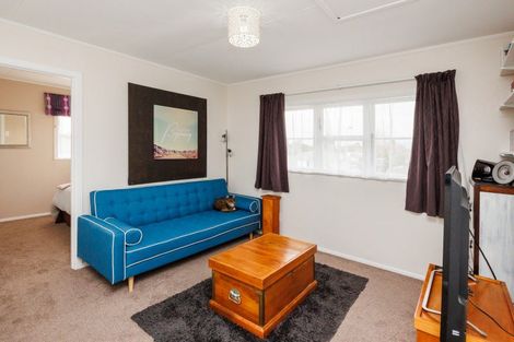 Photo of property in 90 Brightwater Terrace, Terrace End, Palmerston North, 4410