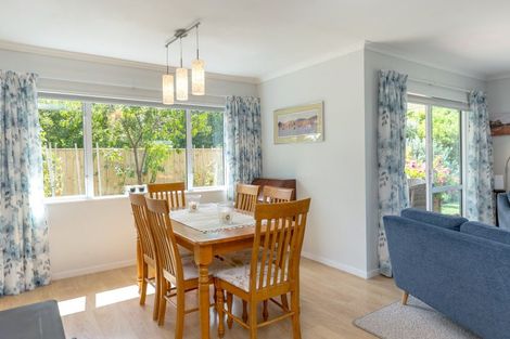 Photo of property in 28a Cotter Street, Greytown, 5712