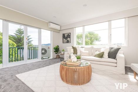 Photo of property in 115 Ruskin Road, Newlands, Wellington, 6037