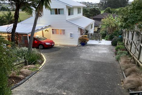 Photo of property in 2/25 Bonita Avenue, Stanmore Bay, Whangaparaoa, 0932