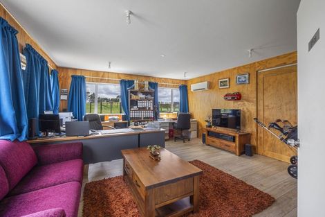 Photo of property in 15 Fairbank Avenue, Stratford, 4332