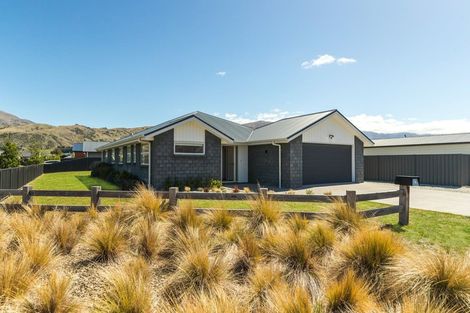 Photo of property in 20 Stowell Drive, Cromwell, 9310