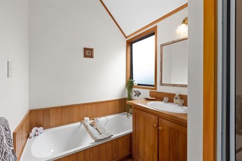 Photo of property in 10/16 Mahara Avenue, Birkenhead, Auckland, 0626