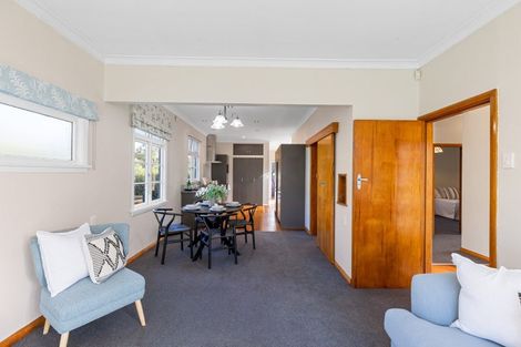 Photo of property in 16 Ihle Street, Terrace End, Palmerston North, 4410