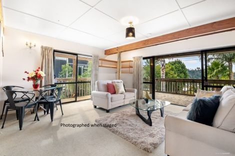 Photo of property in 32 Stillwater Crescent, Stillwater, Silverdale, 0993