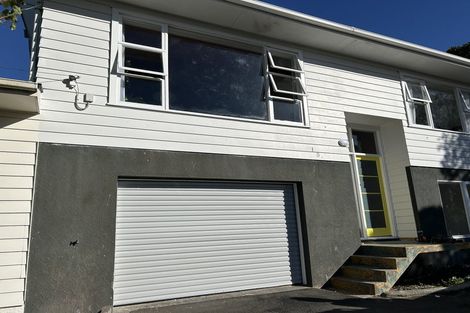 Photo of property in 18 Aplin Terrace, Ngaio, Wellington, 6035
