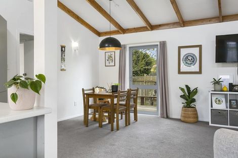 Photo of property in 22 Browning Street, Leamington, Cambridge, 3432