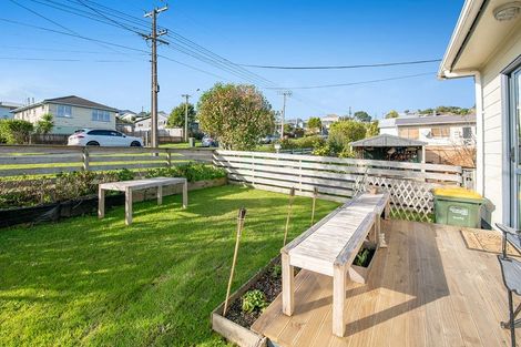 Photo of property in 33 Puriri Street, Helensville, 0800