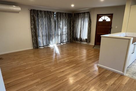 Photo of property in 2 Bellbrook Crescent, Shirley, Christchurch, 8013