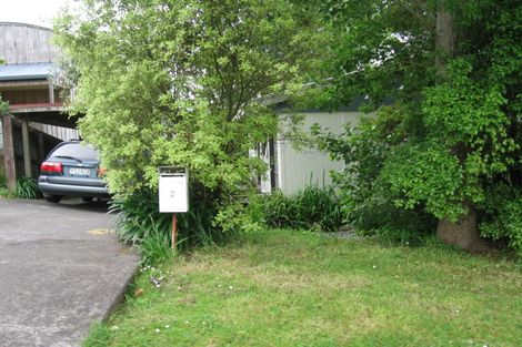 Photo of property in 2 Maywood Crescent, Glen Eden, Auckland, 0602