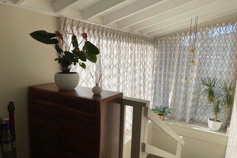 Photo of property in 1/329 Pakuranga Road, Pakuranga Heights, Auckland, 2010