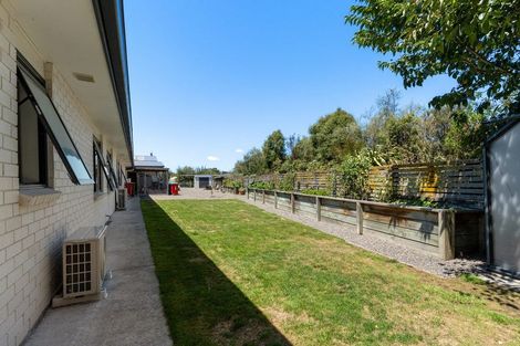 Photo of property in 7 The Glade, Carterton, 5713