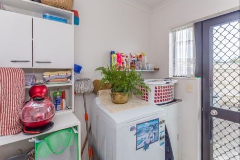 Photo of property in 12 Belle Maison Court, Levin, 5510