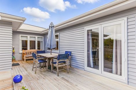 Photo of property in 31 Elizabeth Street, Waikanae, 5036