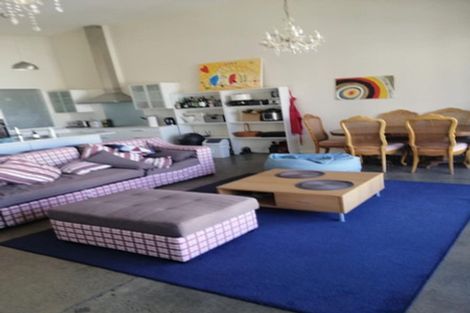 Photo of property in 4/25 Home Street, Mount Victoria, Wellington, 6011