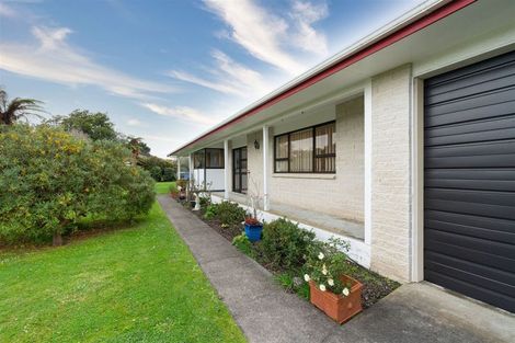 Photo of property in 34 Oriwa Crescent, Otaki, 5512