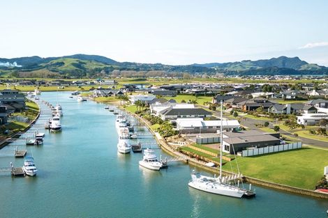 Photo of property in 253 Kupe Drive, Whitianga, 3510