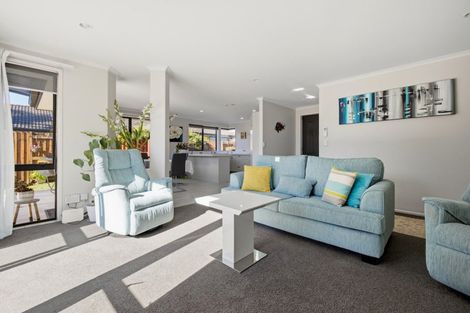 Photo of property in 723 Gloucester Road, Papamoa Beach, Papamoa, 3118