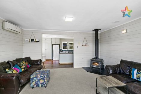 Photo of property in 48 Wright Street, Wainuiomata, Lower Hutt, 5014