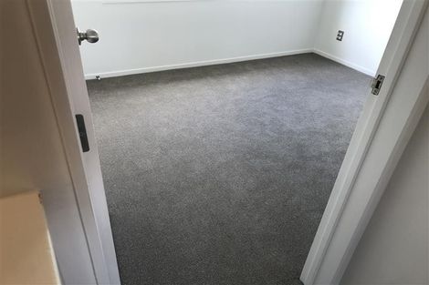 Photo of property in Greenwich Apartments, 49/3 Burton Street, Grafton, Auckland, 1010