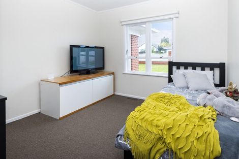 Photo of property in 1/6 Cherry Road, Bucklands Beach, Auckland, 2014