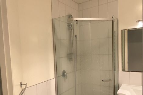 Photo of property in 8d Schnapper Rock Road, Schnapper Rock, Auckland, 0632