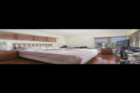 Photo of property in 15 Putini Road, Mangere Bridge, Auckland, 2022