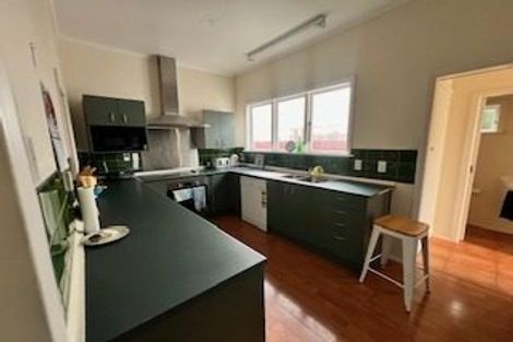 Photo of property in 37 Kemp Street, Kilbirnie, Wellington, 6022