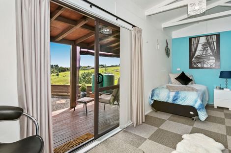 Photo of property in 52 Reid Road, Glenbrook, Waiuku, 2681