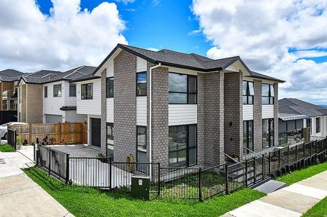 Photo of property in 1 Aklander Rise, Flat Bush, Auckland, 2019