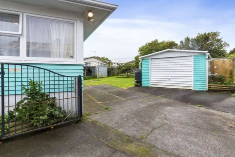 Photo of property in 20 Eddowes Street, Manurewa, Auckland, 2102