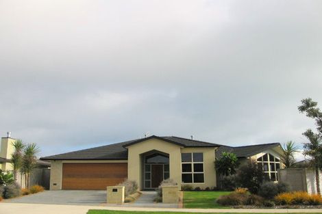 Photo of property in 22 Datum Way, Paraparaumu, 5032