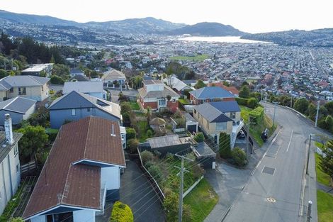 Photo of property in 11 Earls Road, Saint Clair, Dunedin, 9012