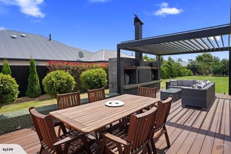 Photo of property in 32 Royston Common, West Melton, 7618