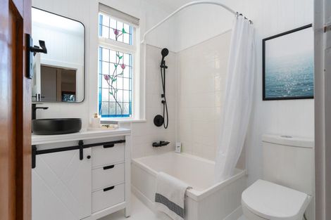 Photo of property in 17 Hornsey Road, Melrose, Wellington, 6023