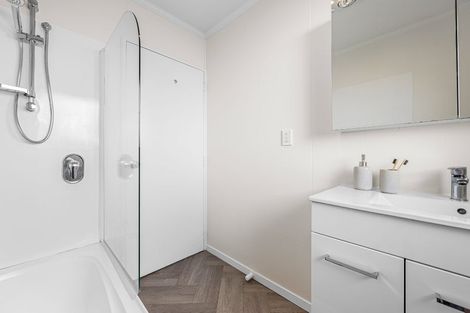 Photo of property in 2/51 Tilford Street, Woolston, Christchurch, 8062